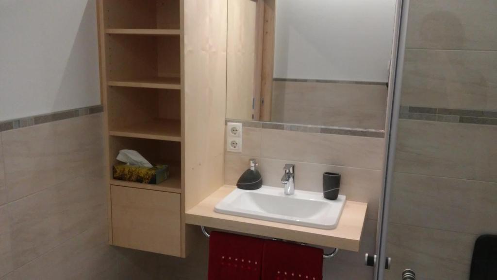 Kúpeľňa v ubytovaní Haus Fliri