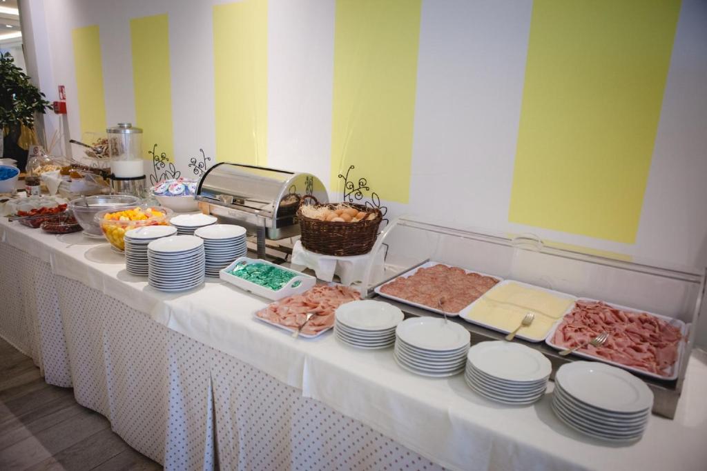 Jídlo v hotelu nebo okolí