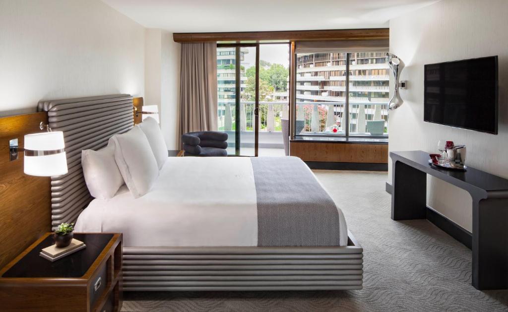 The Watergate Hotel Georgetown - 