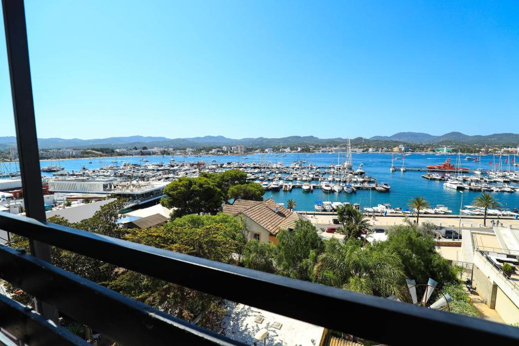 Es Mitjorn, San Antonio – Updated 2022 Prices