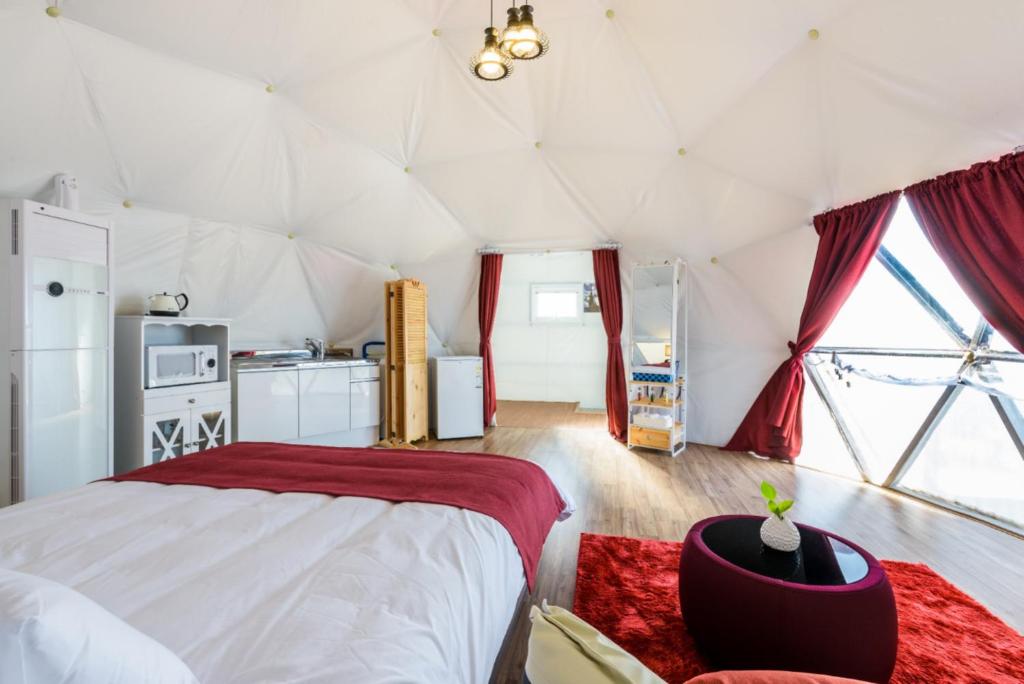 Jeju Starlight Glamping - One-Bedroom House