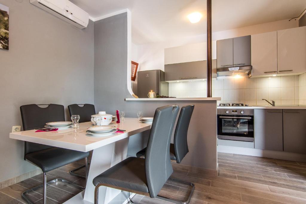 Vacation Home Uni - Holiday Home
