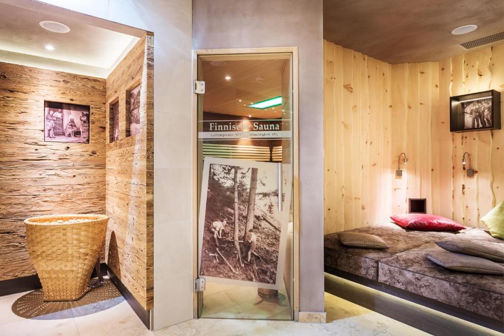 Vannituba majutusasutuses Hotel am Reiterkogel