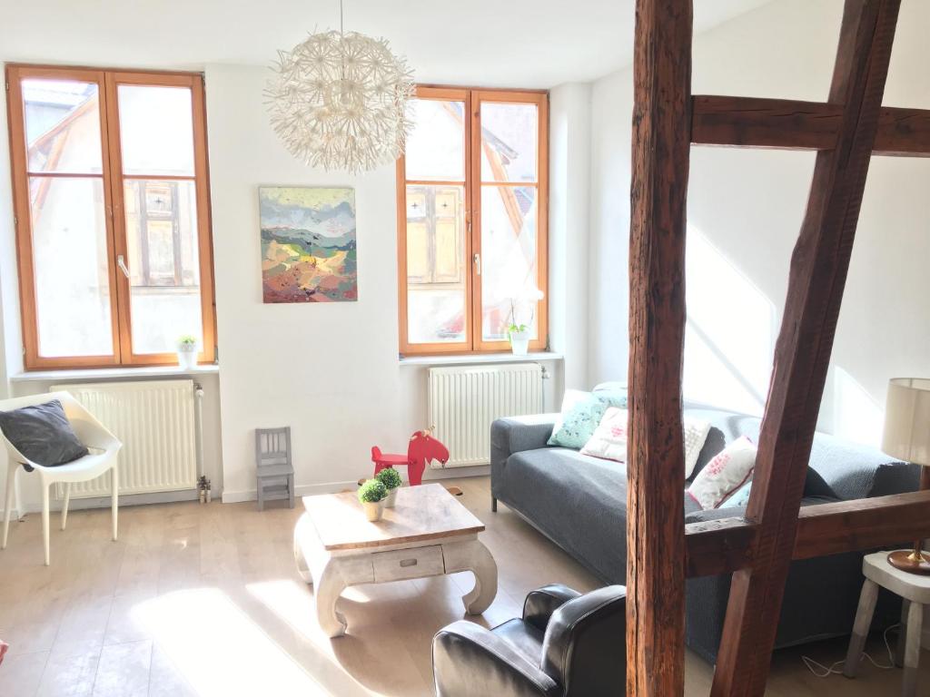 Gîte Atelier de Hansi - Colmar Centre - Apartamento De Tres Habitaciones