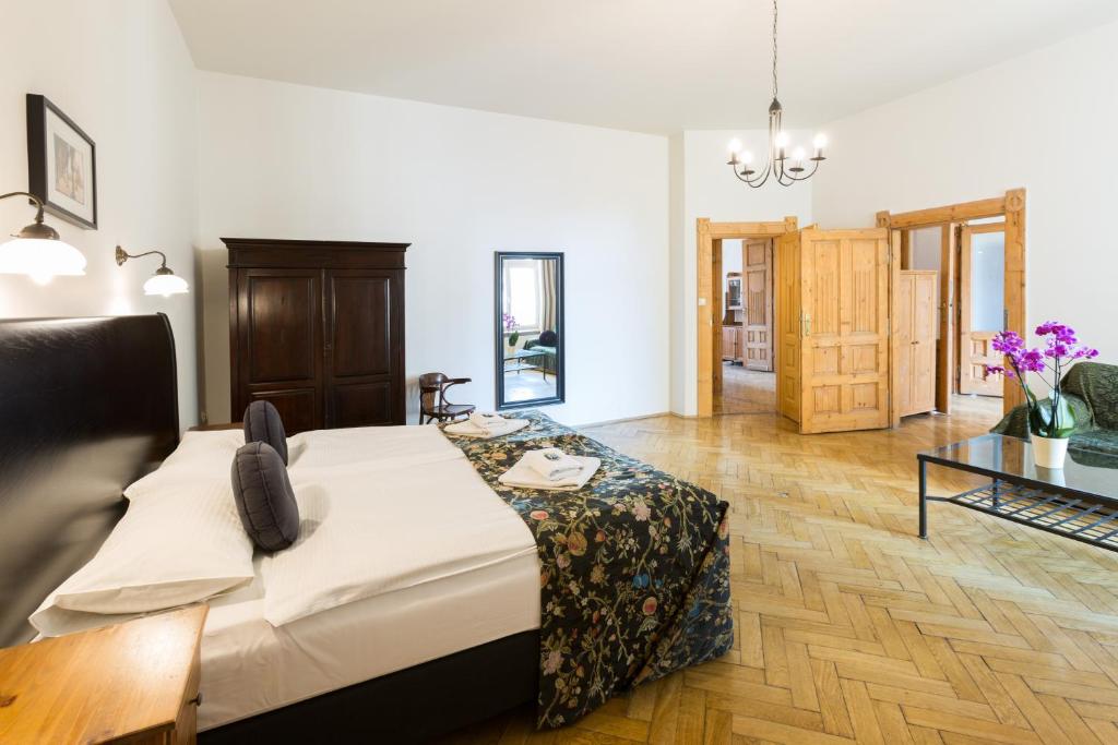 Antique Apartments Plac Szczepanski - Resim 35