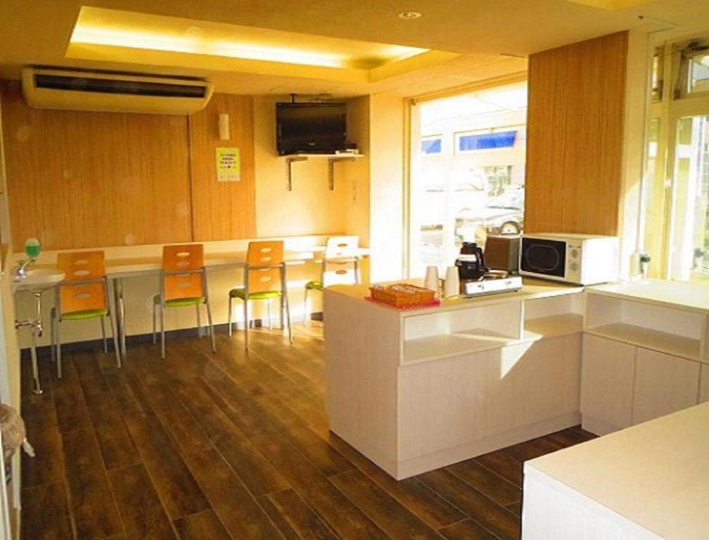 TV a/nebo společenská místnost v ubytování Hotel Select Inn Isesaki
