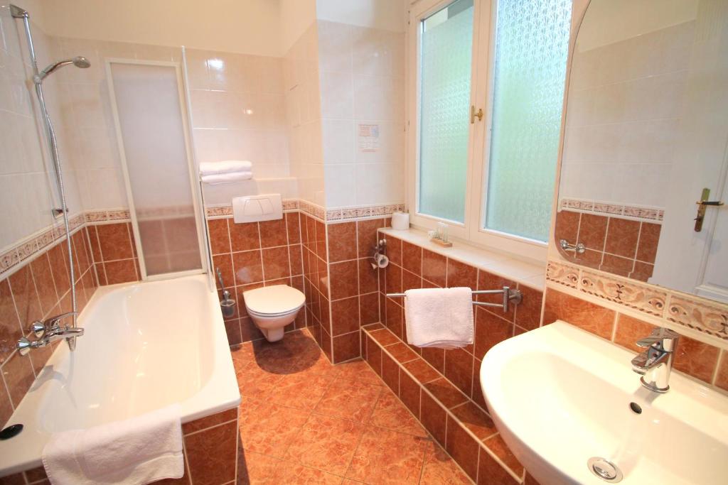 Koupelna v ubytování Hotel-Appartement-Villa Ulenburg