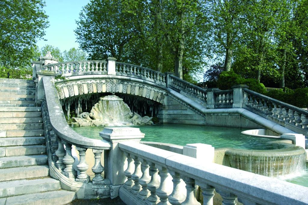 B&B HOTEL Dijon Centre - Resim 26