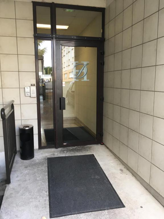 Fotografie z fotogalerie ubytování Hotel Dorele v destinaci Montargis