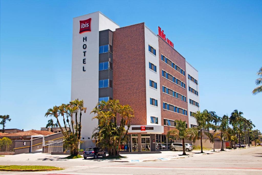  ibis Paranagua