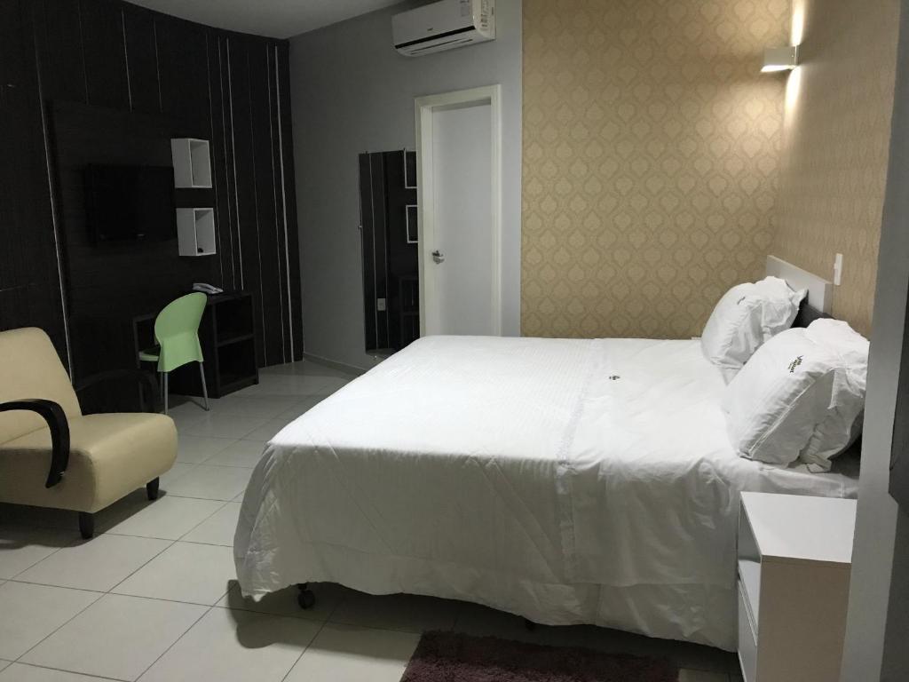  Master Hotel
