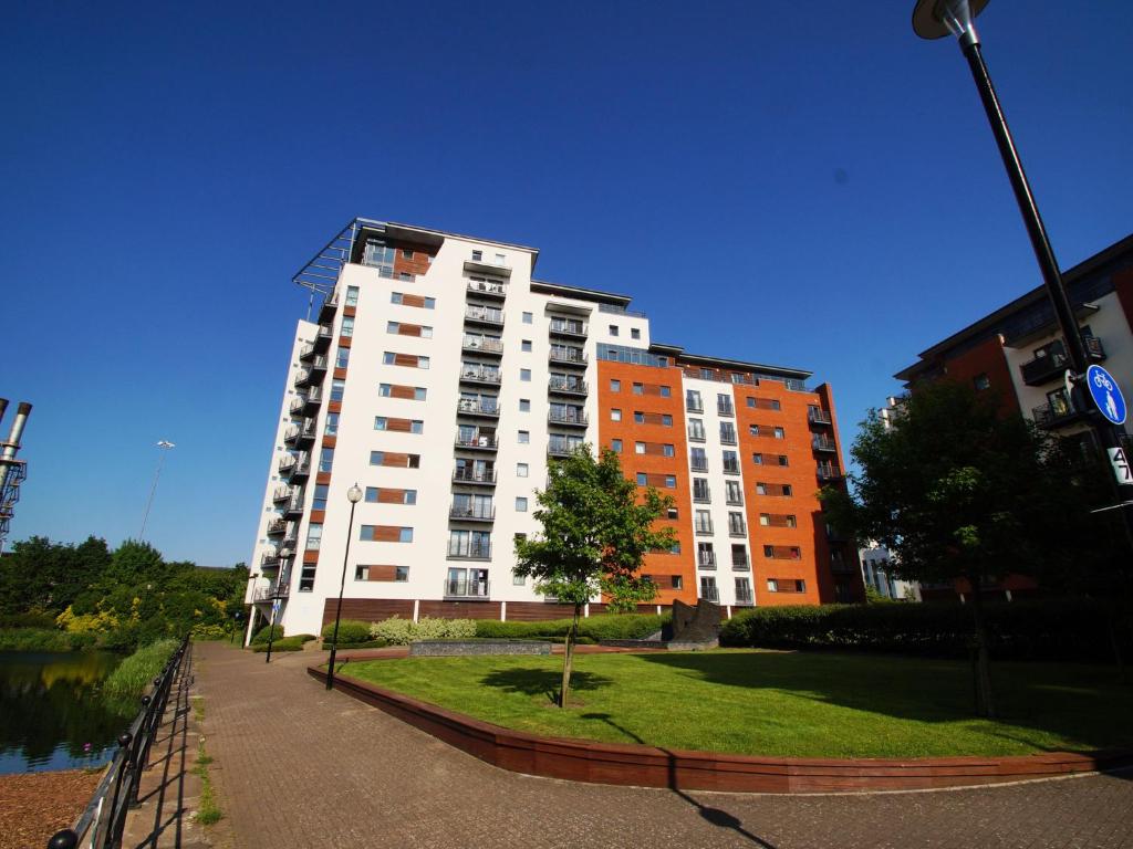 Cardiff Bay View Apartment