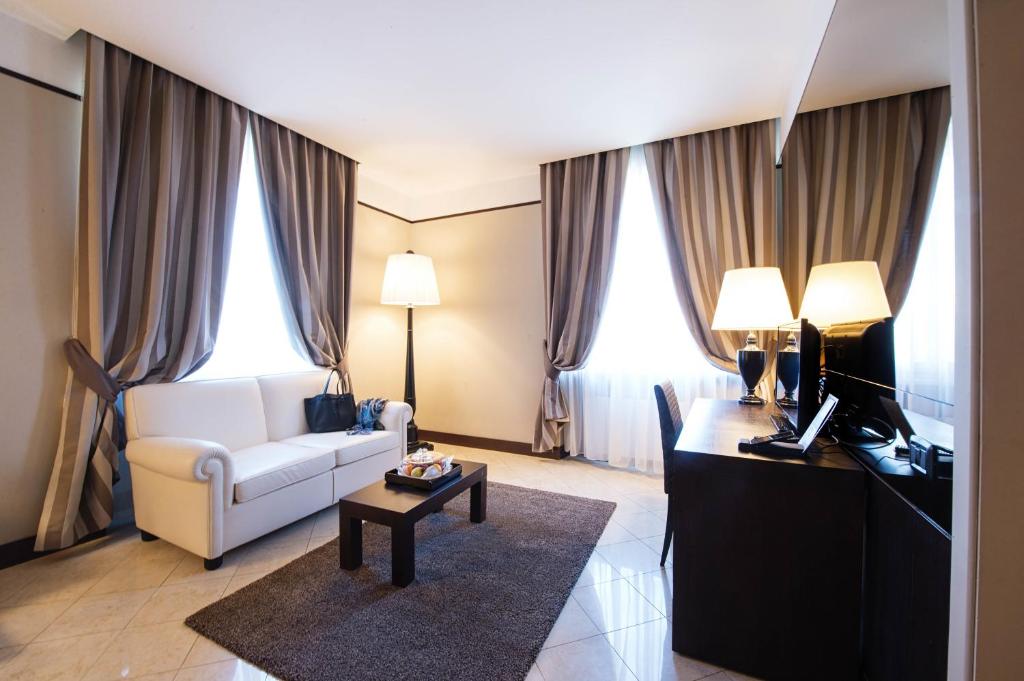 Posezení v ubytování TH Roma - Carpegna Palace