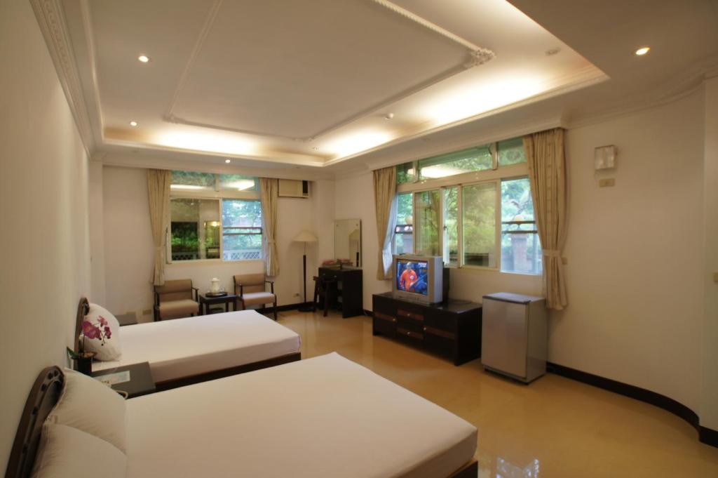 Yu Ho Yuan Lesiure Homestay - Habitación Cuádruple Con Vista Al Jardín