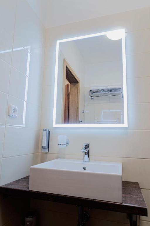 Koupelna v ubytování Hotel Pavlov