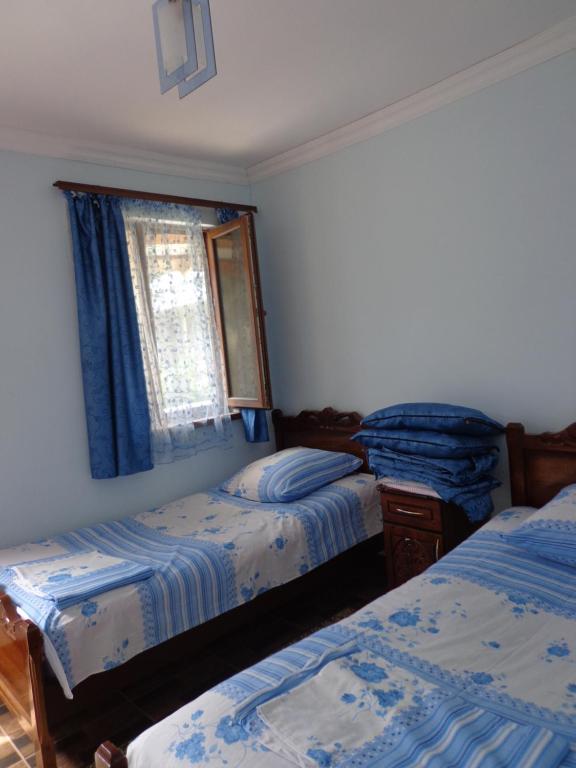 Anush`s B&B - Luxe Tweelingzaal