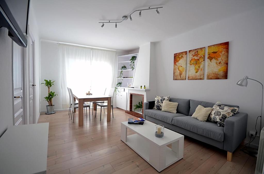 Posezení v ubytování Sunny Apartment Central Sitges
