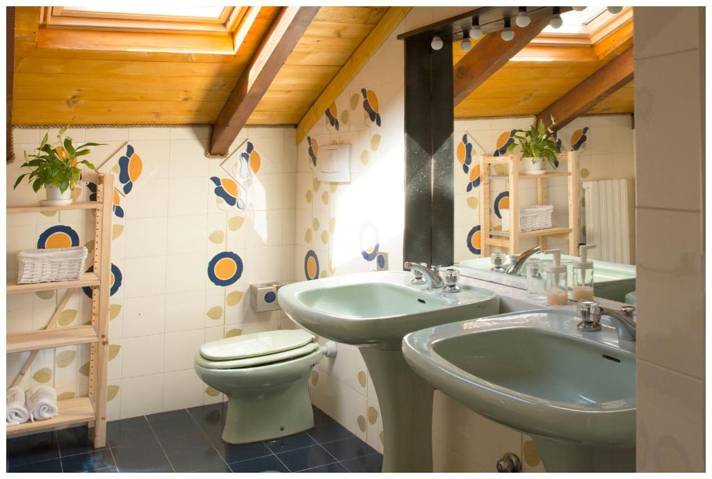 Koupelna v ubytování B&B Casa Danoi