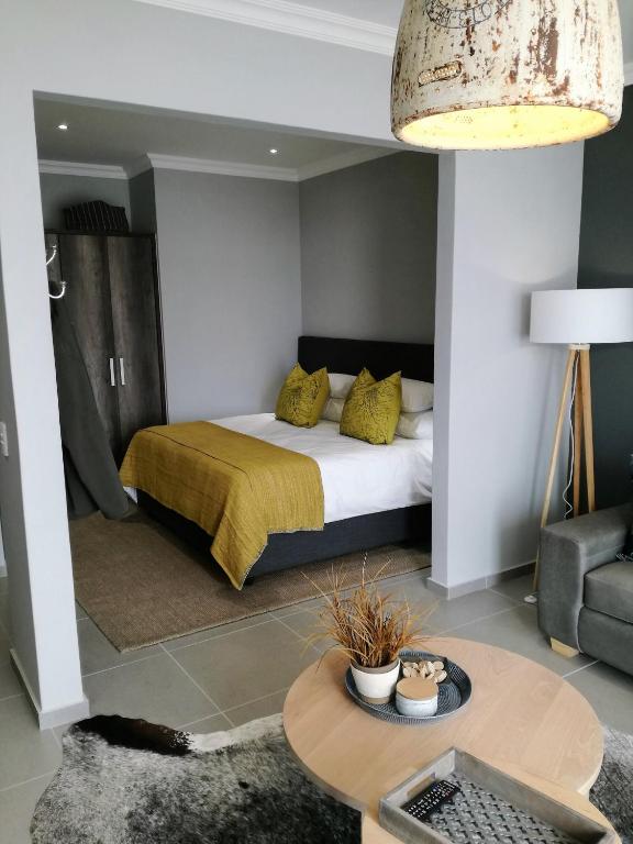 Postel nebo postele na pokoji v ubytování Bay View Resort Hotel Namibia