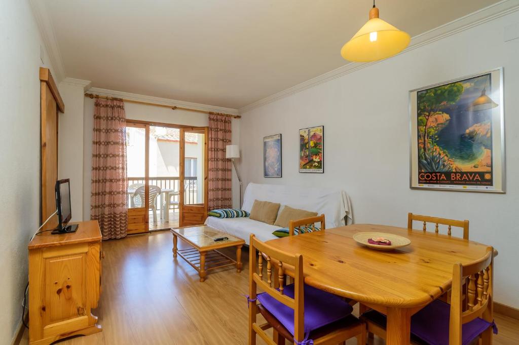 Posedenie v ubytovaní Costabravaforrent Masferrer