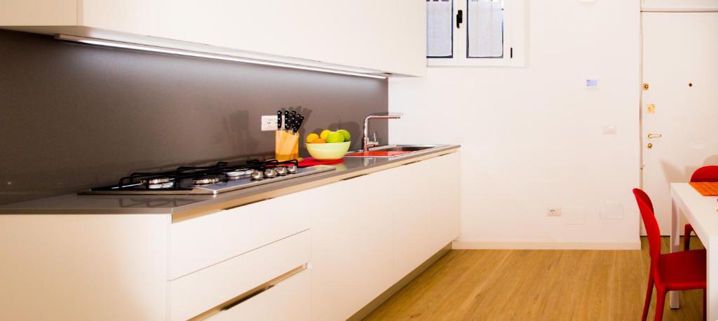 P&D Apartments Navigli - Porta Genova - One-Bedroom Apartment