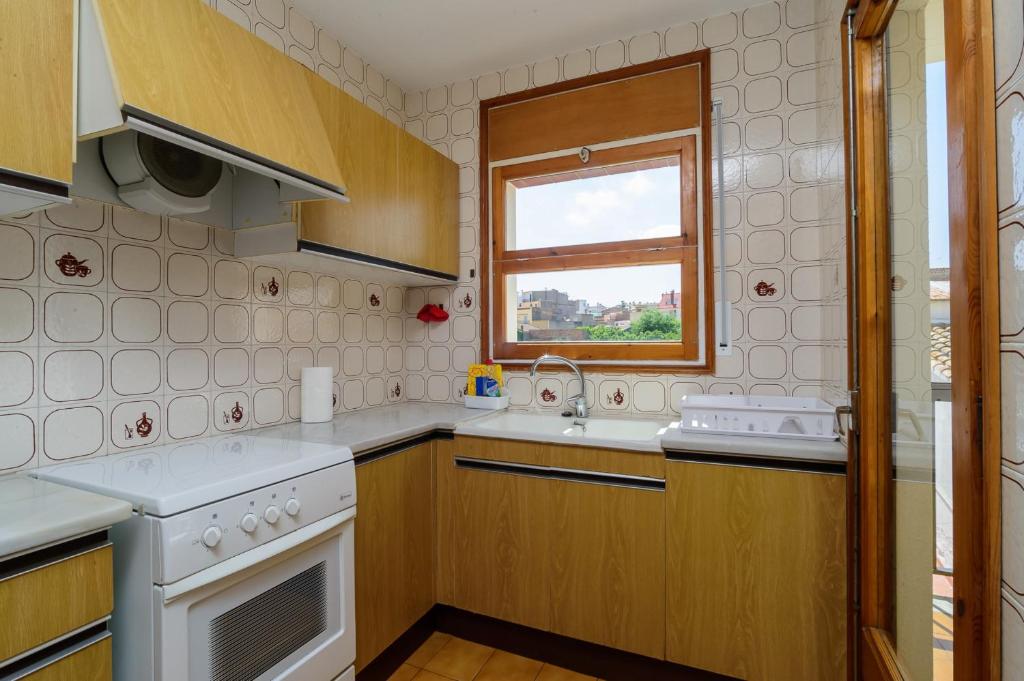 Kuchyňa alebo kuchynka v ubytovaní Costabravaforrent Masferrer