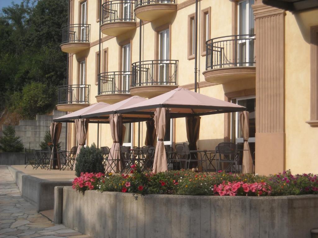 Budova, kde se hotel nachází
