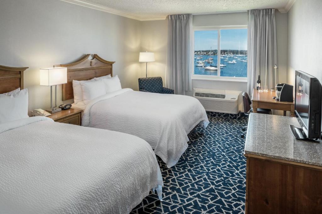The Newport Harbor Hotel & Marina - 