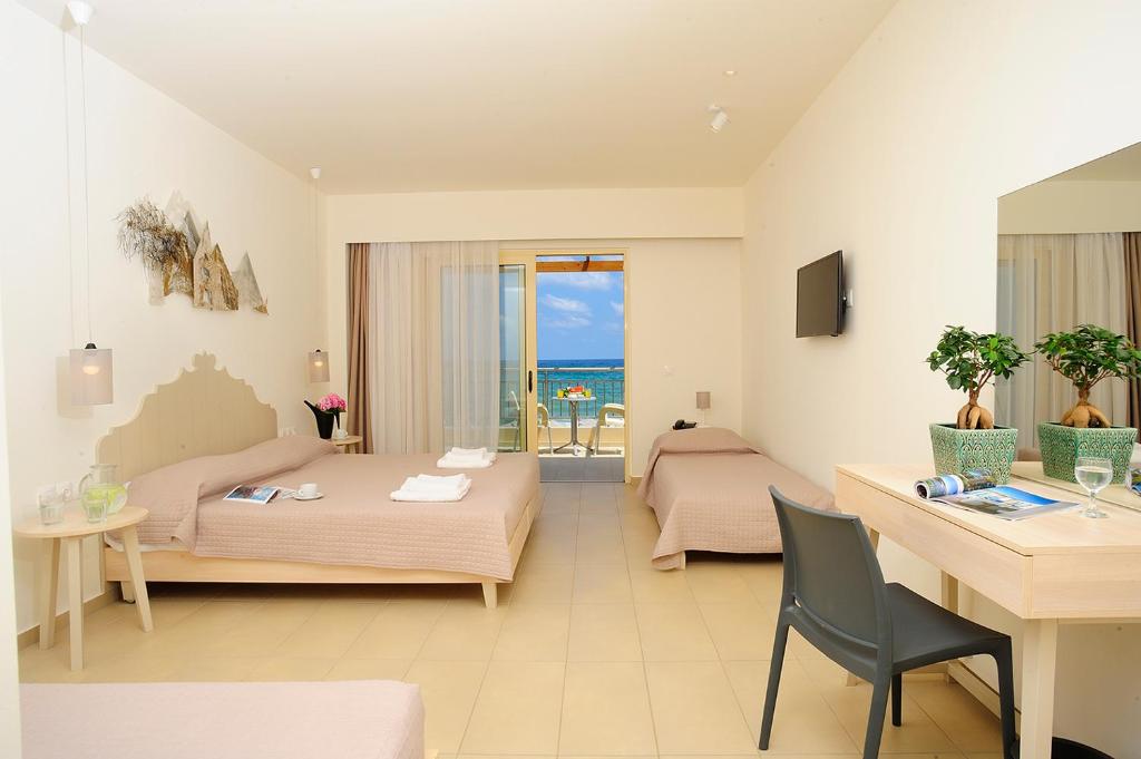 Maravel Star Art Hotel