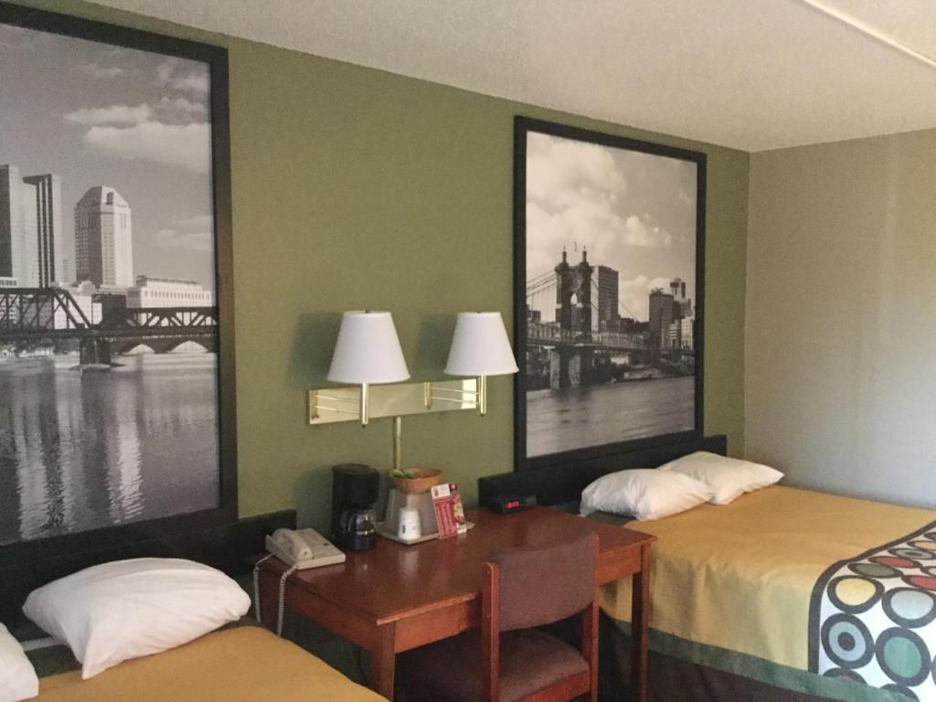 Super 8 by Wyndham Youngstown/Austintown photo