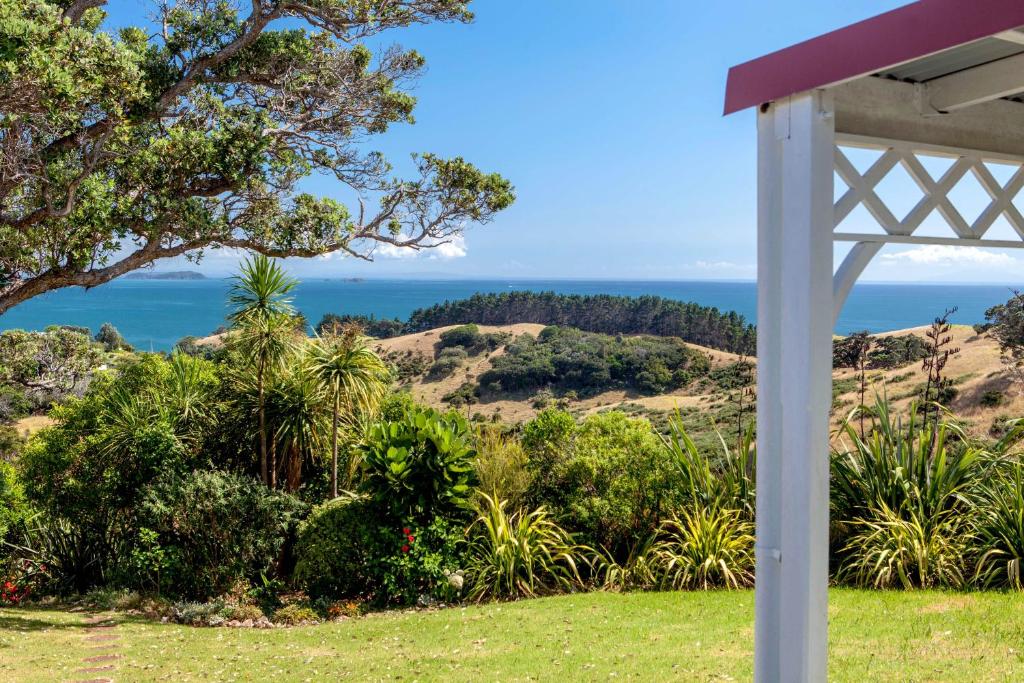 Fotografie z fotogalerie ubytování Crescent Villa - Stay Waiheke v destinaci Ostend