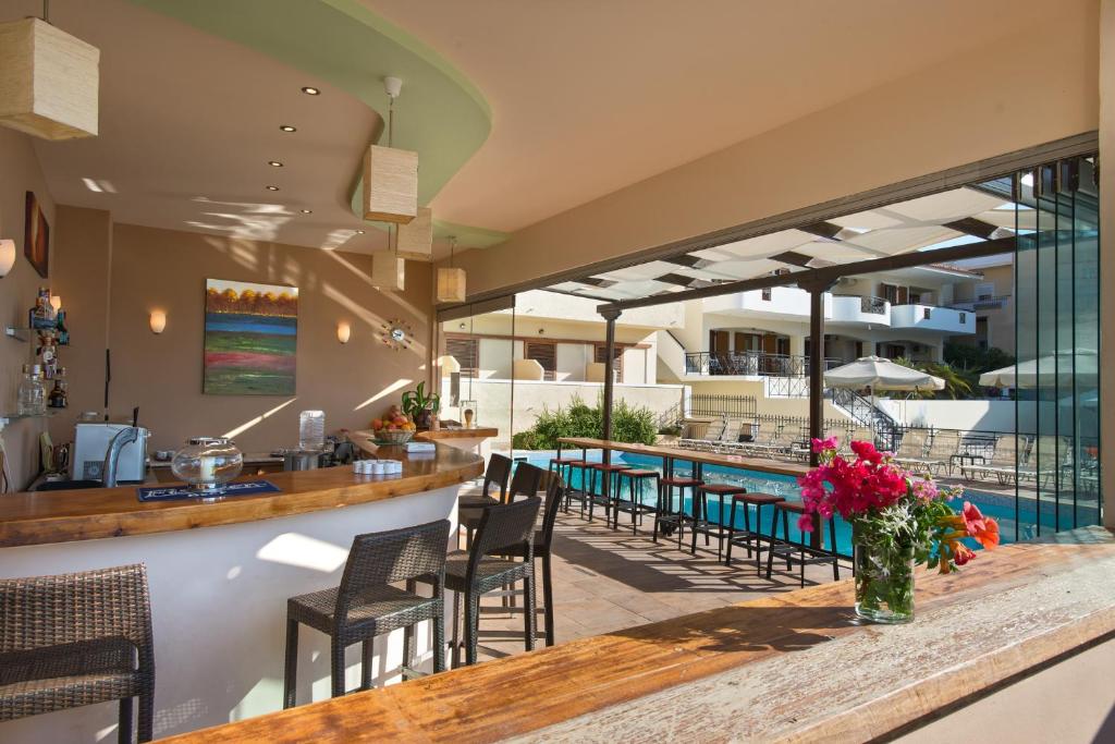 Bazén v ubytování Hotel Afea nebo v jeho okolí