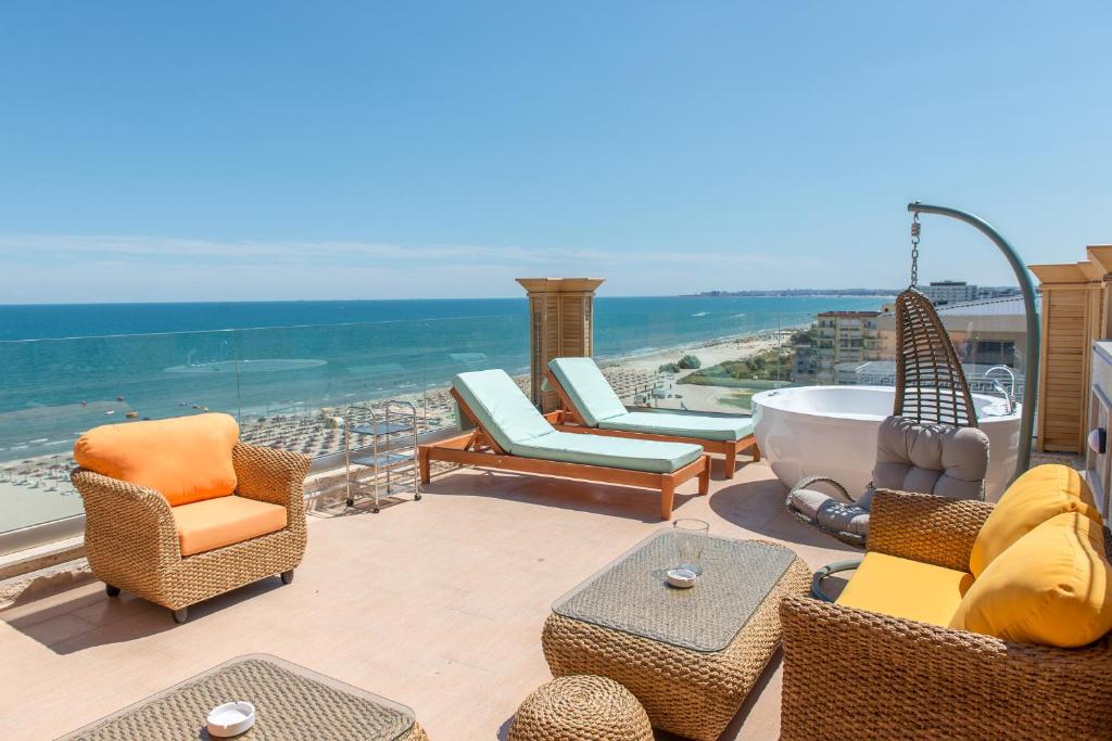 Phoenicia Royal Hotel - Sunrise Duplex Apartment