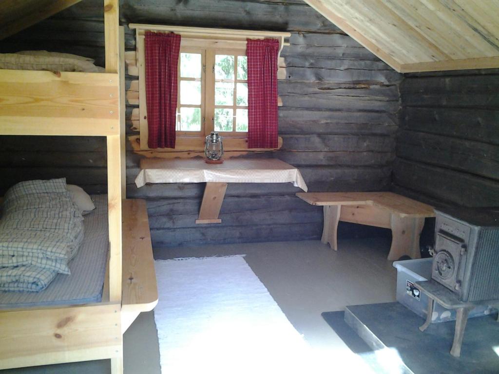 Palanda nebo palandy na pokoji v ubytování The Old Logging Camp