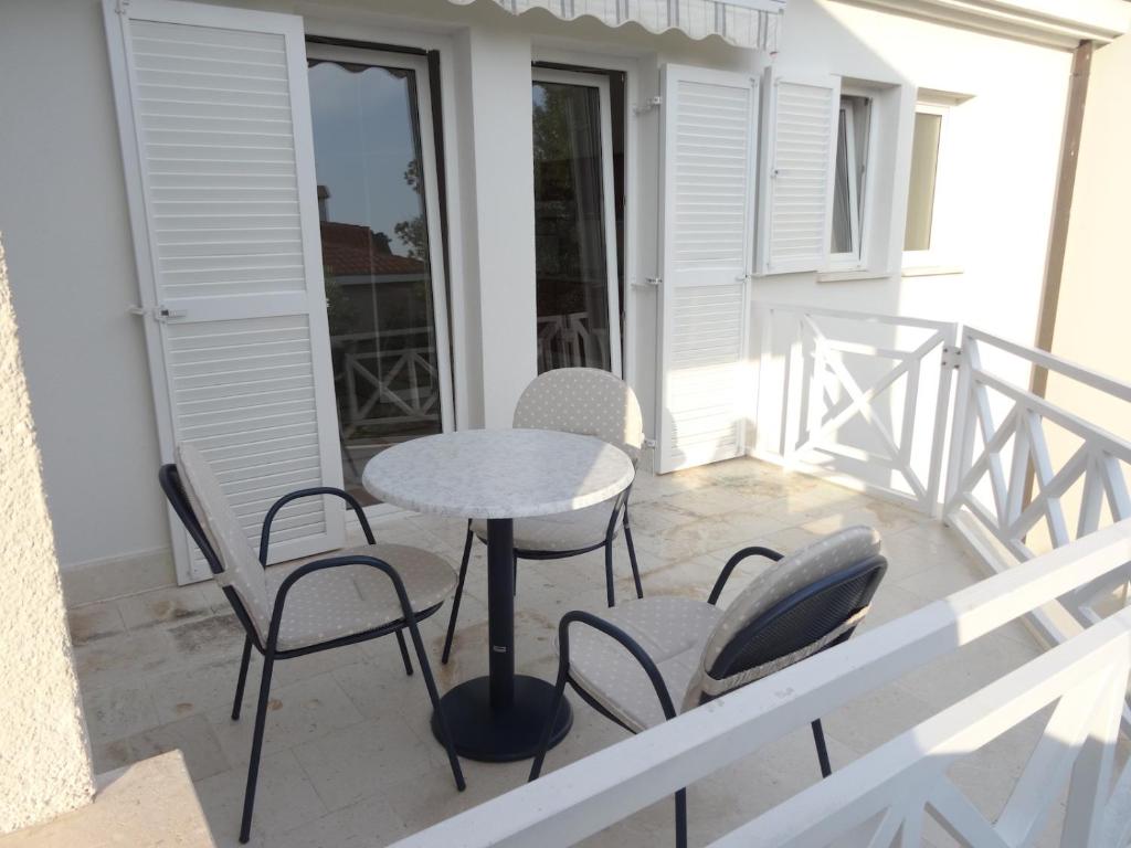 Balkón nebo terasa v ubytování Neva Apartments