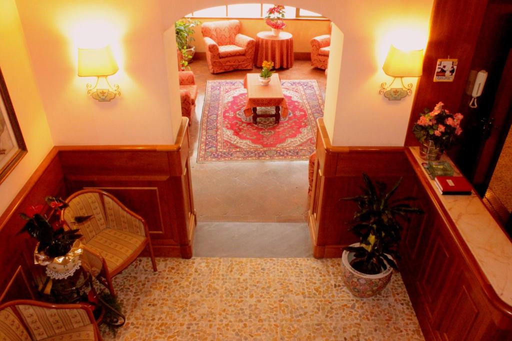 Hotel Beatrice - Resim 14