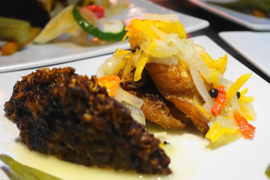 Đồ ăn tại/gần nhà nghỉ nhỏ