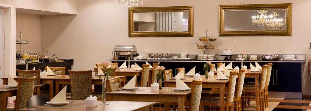 ROSS Hotel nähe Messe Stuttgart - Resim 4