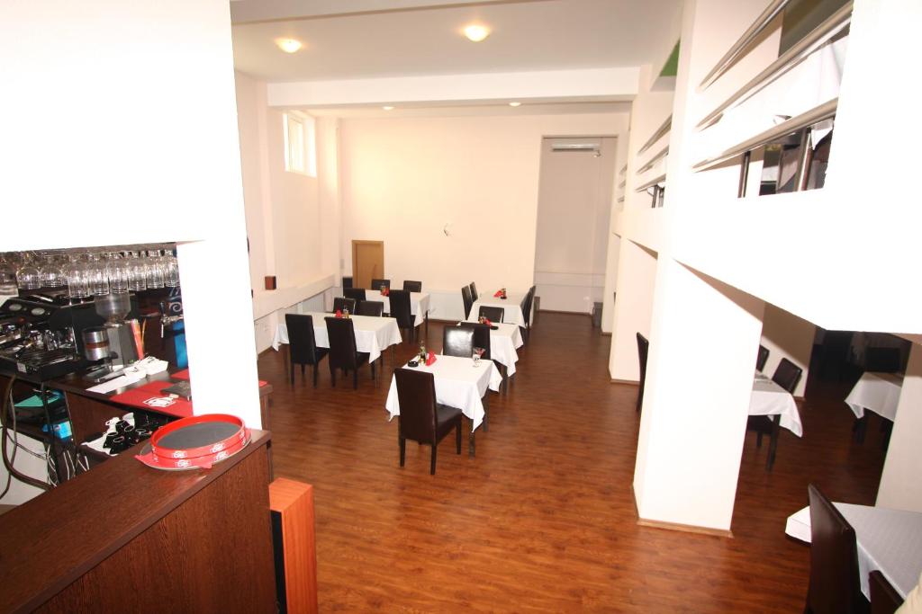 Hotel Basarab - Resim 9