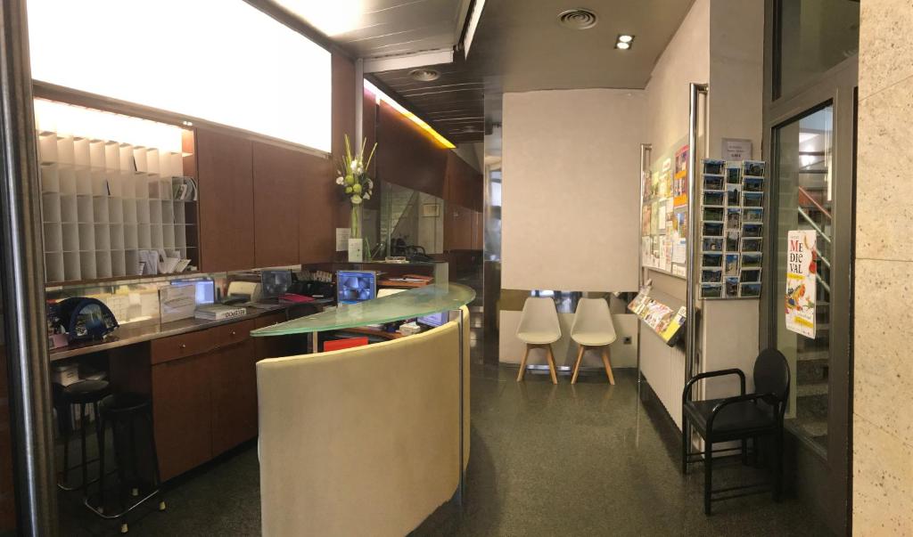 Fotografie z fotogalerie ubytování Hotel Nice v destinaci La Seu d'Urgell