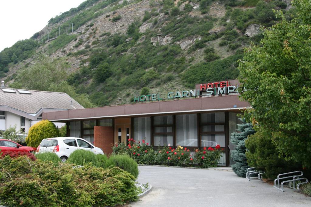 Nespecifikovaný výhled na hory nebo výhled na hory při pohledu z hotelu