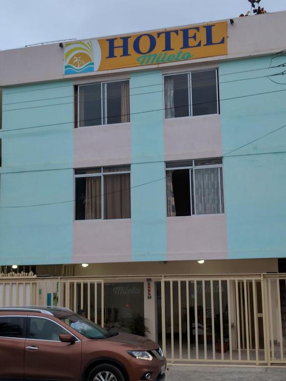 Budova, kde se hotel nachází
