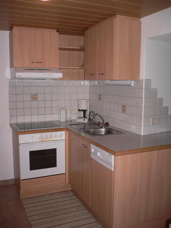 Kuchyň nebo kuchyňský kout v ubytování Haus Heidrun