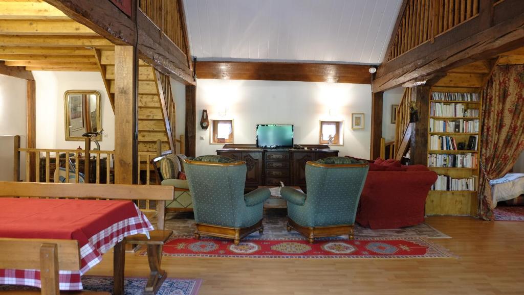 GÎTE EMERAUDE - Apartment With Garden View