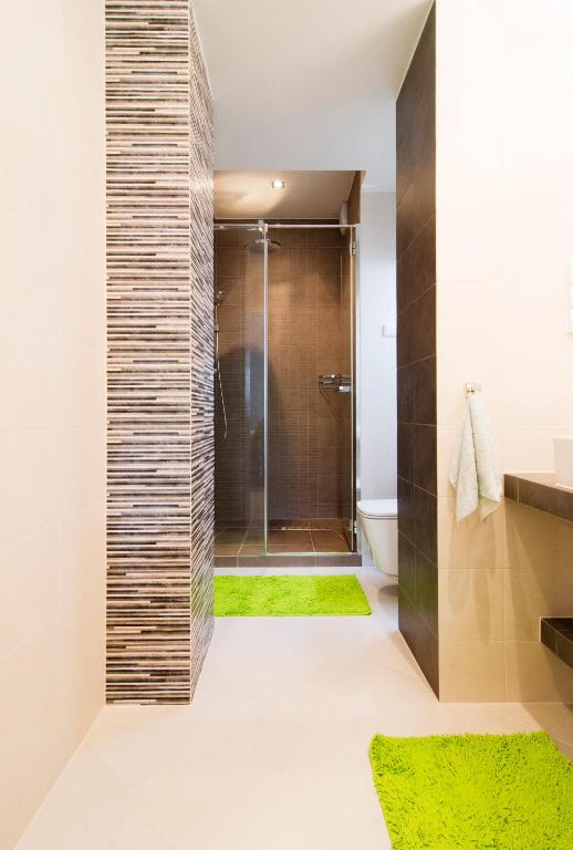 Kúpeľňa v ubytovaní Tęczowe Wzgórze Apartament Oaza