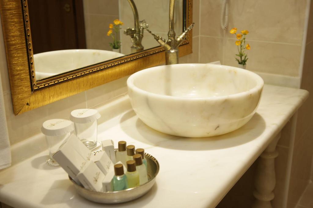 لابی و فضای عمومی Marmara Deluxe Hotel - تصویر ۵