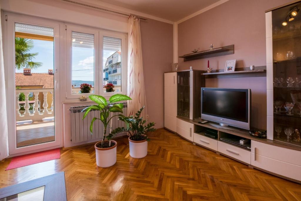Fotografie z fotogalerie ubytování Two-Bedroom Apartment in Crikvenica XI v destinaci Crikvenica