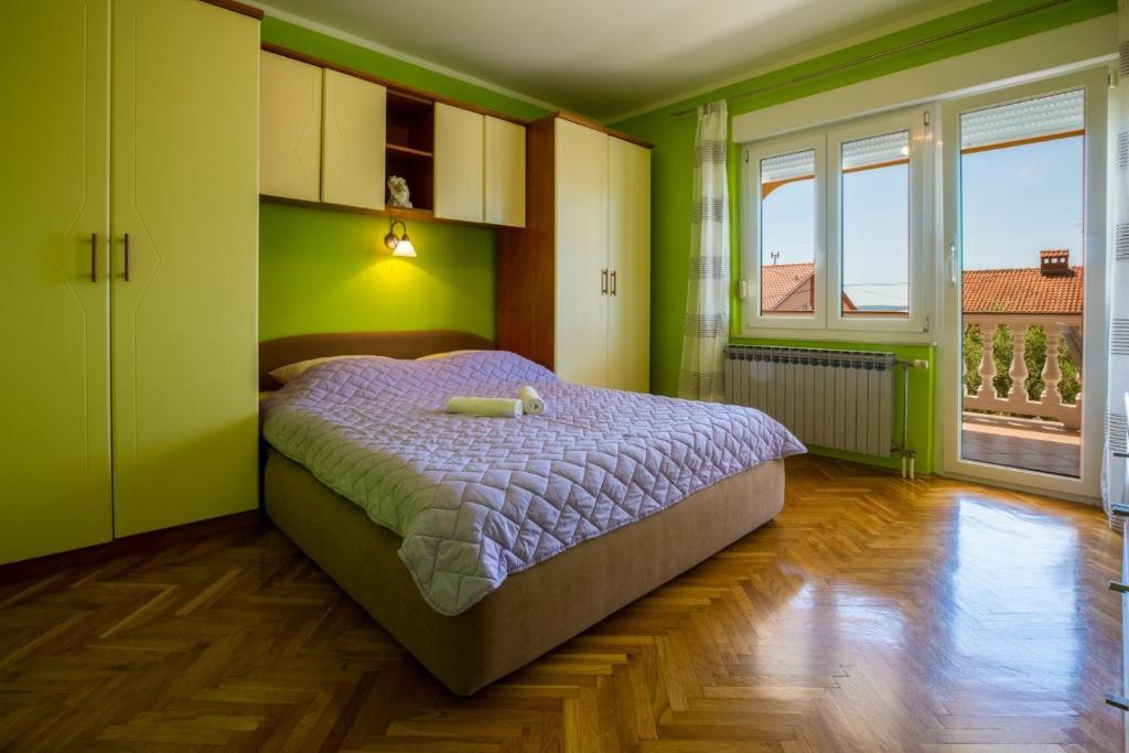 Fotografie z fotogalerie ubytování Two-Bedroom Apartment in Crikvenica XI v destinaci Crikvenica