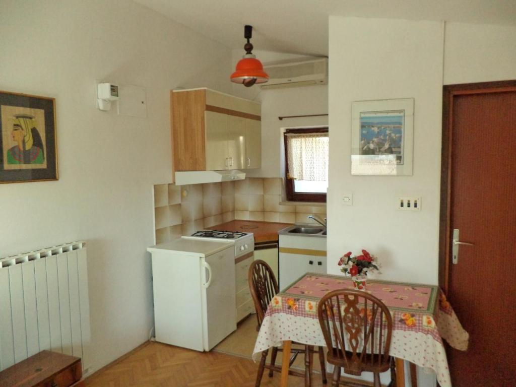 Zdjęcie z galerii obiektu Studio in Pula/Istrien 11383 w mieście Veruda