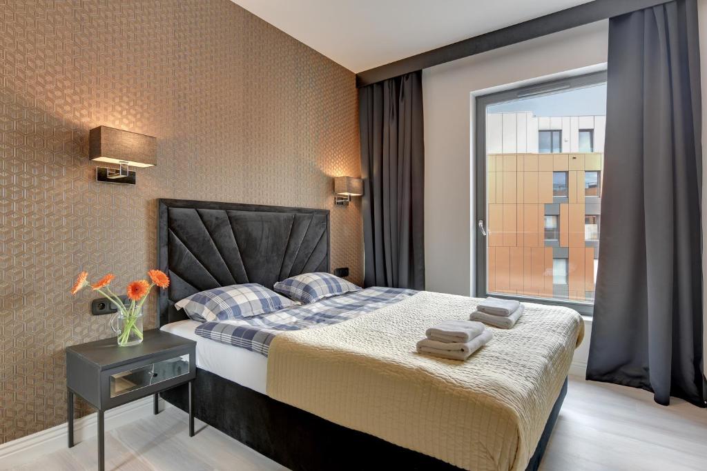 Blue Mandarin Riverside - 13